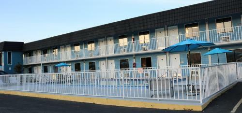 Motel Monte Carlo Inn- Near Disney