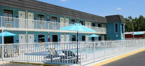 Motel Monte Carlo Inn- Near Disney
