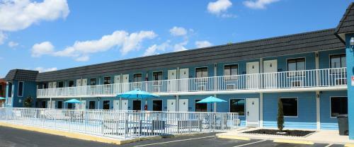 Motel Monte Carlo Inn- Near Disney