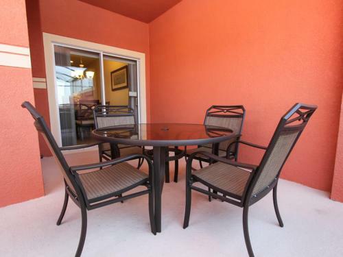 Villa Cuban Palm Townhome 8946