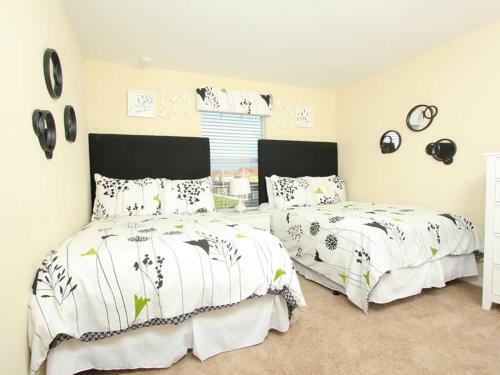 Villa Cuban Palm Townhome 8946