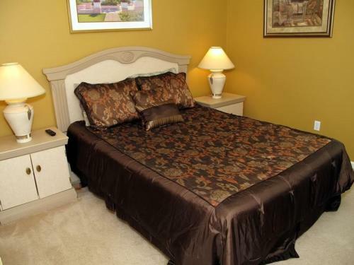 Beautiful 4 Bedroom 3 Bath Pool Home In Gated Resort