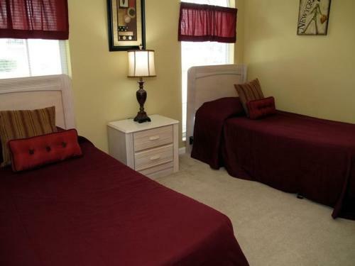 Beautiful 4 Bedroom 3 Bath Pool Home In Gated Resort
