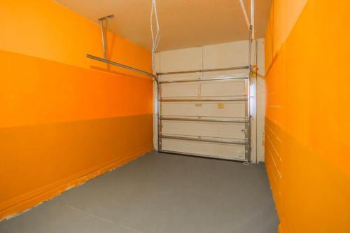 Glamorous 4 Bedroom 3.5 Bath End Unit Town Home Located In Compass Bay