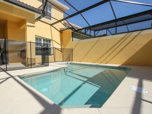 Villa Majesty Palm Townhome 8952