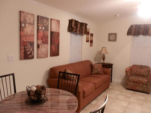 Sherwood Forest Cottage 7