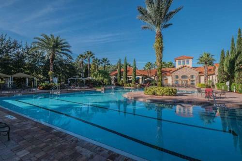 Beautiful Tuscana Resort 3 Bedroom 2 Bath Condo
