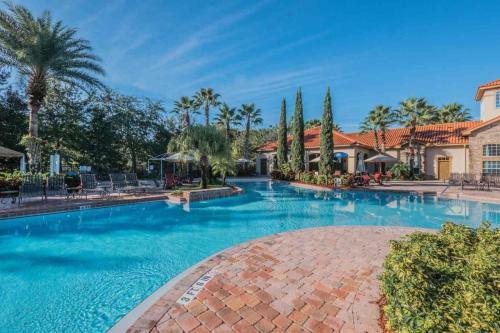 Beautiful Tuscana Resort 3 Bedroom 2 Bath Condo