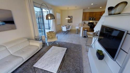 Aco Bella Vida Resort 4 Bedroom Townhome With Pool (1608)
