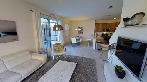 Aco Bella Vida Resort 4 Bedroom Townhome With Pool (1608)
