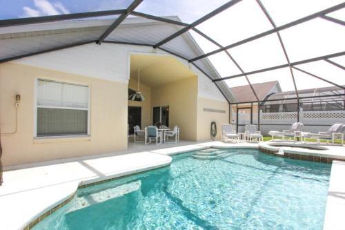 Santee Vill 8102