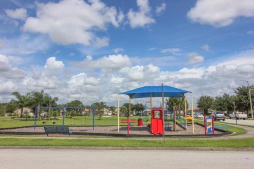 Santee Vill 8102