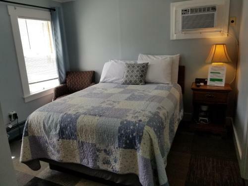 White Mountain Motel And Cottages