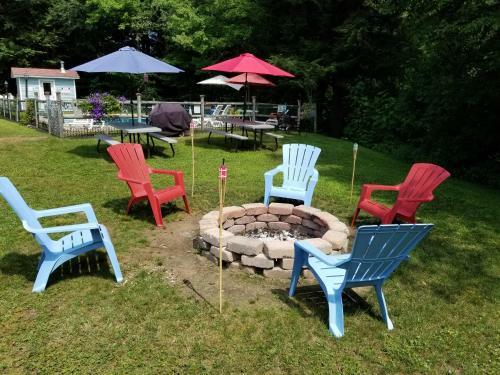 White Mountain Motel And Cottages