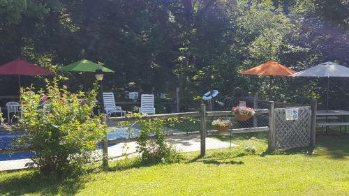 White Mountain Motel And Cottages