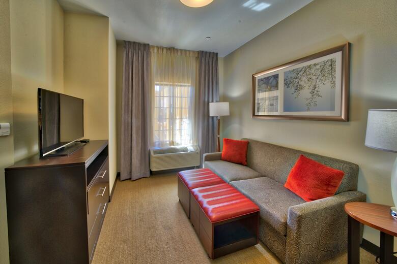 Hotel Staybridge Suites Lubbock South