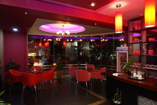 Hotel Surfview Raalhugandhu