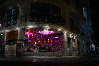 Hotel Surfview Raalhugandhu