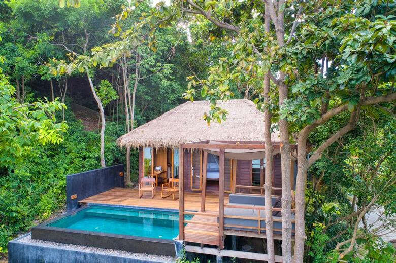 Hotel Haadtien Beach Resort