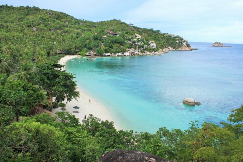 Hotel Haadtien Beach Resort