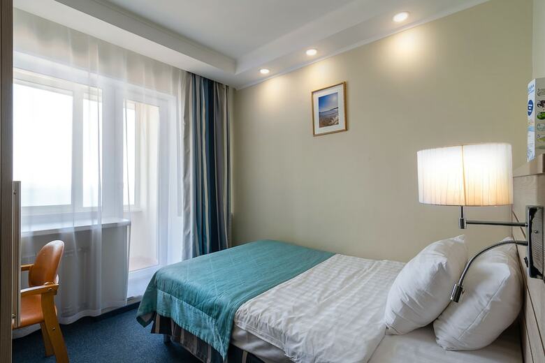 Hotel Equator