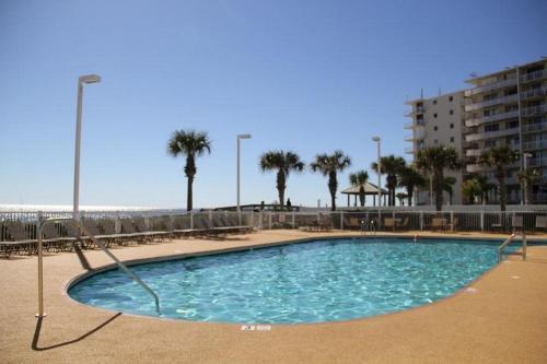 Tradewinds 605