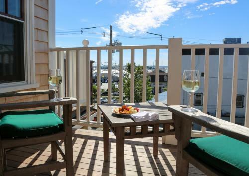 Posada Almondy Inn
