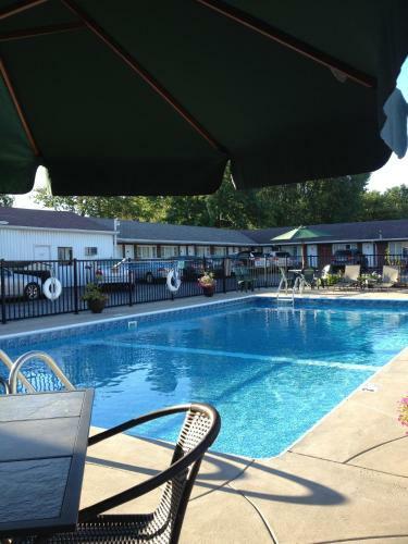 Moonlite Motel