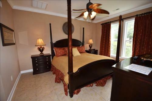 1413 Clearwater Bay Townhouse