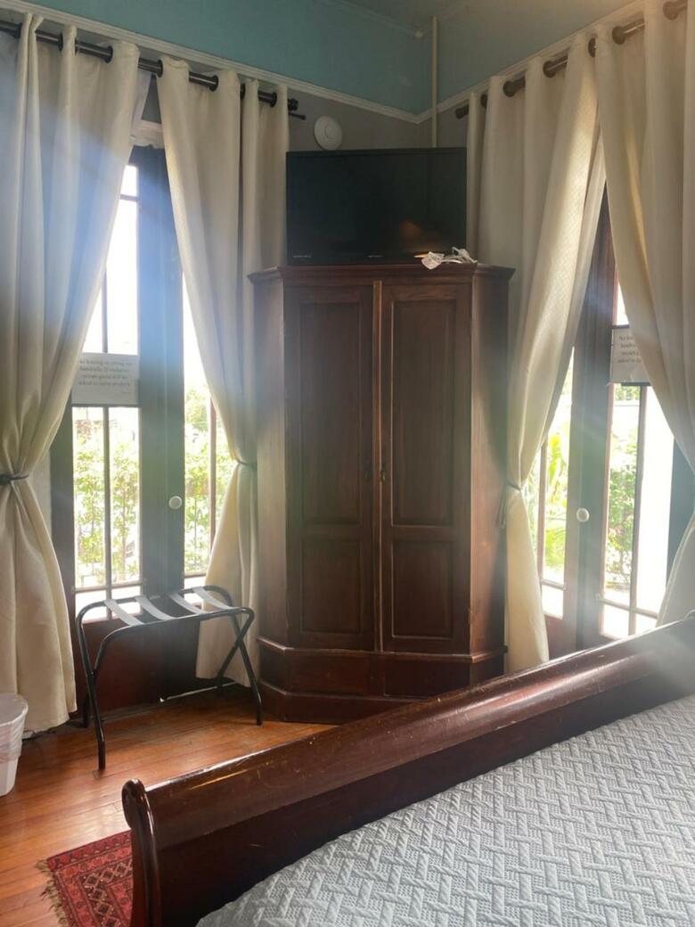 Bed & Breakfast Balcony Guest House