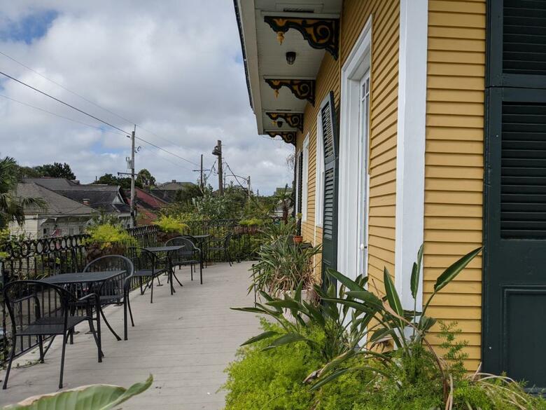 Bed & Breakfast Balcony Guest House