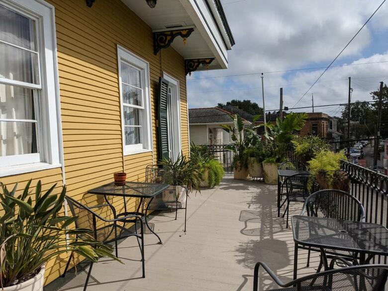 Bed & Breakfast Balcony Guest House