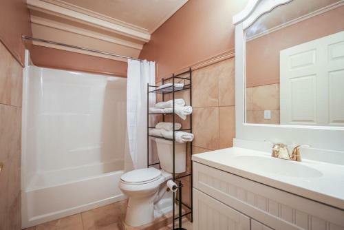 Aparthotel Luxury 4br Condo In Downtown By Hosteeva