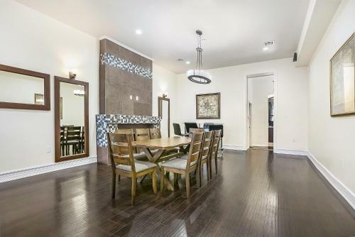 Aparthotel Luxury 4br Penthouse In Downtown By Hosteeva