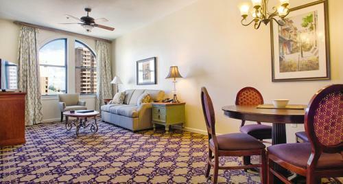Hotel Wyndham La Belle Maison