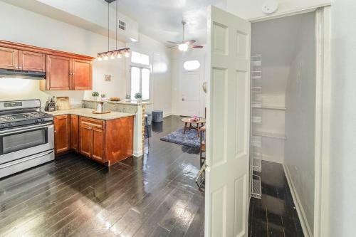 Two-bedroom, Two-bath Located In Historic Treme