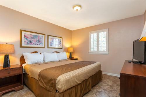 French Quarter Suites Hotel