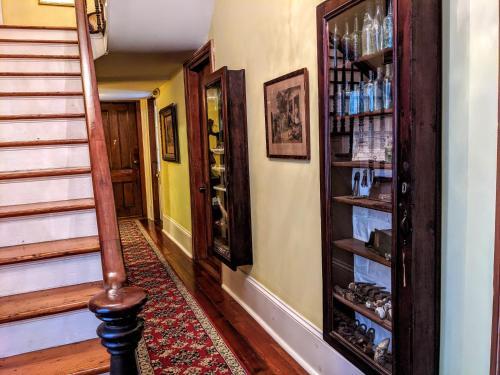 Bed & Breakfast Parisian Courtyard Inn