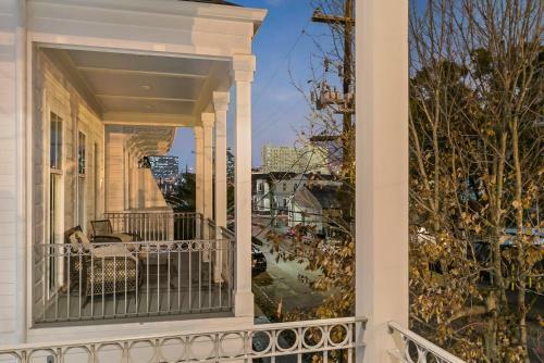 Apartamentos 3br Loft On Carondelet By Hosteeva