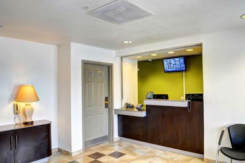 Hotel Studio 6 New Orleans