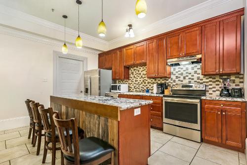 Apartamentos Spacious Condos In Downtown Nola