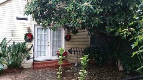 Courtyard Cottage