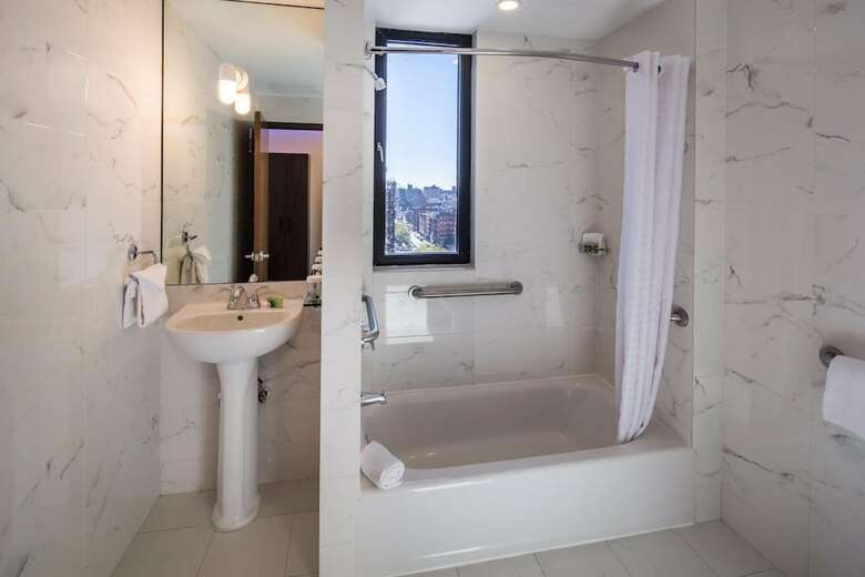 Orchard Street Hotel