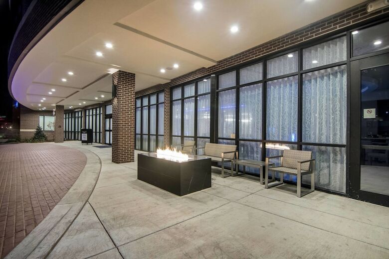 Hotel Springhill Suites By Marriott Oklahoma City Downtown