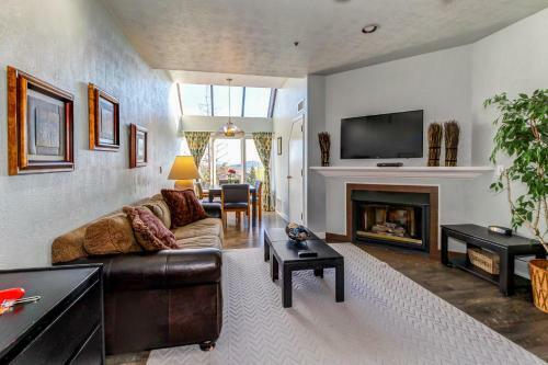 The Lodge At Mountain Village
