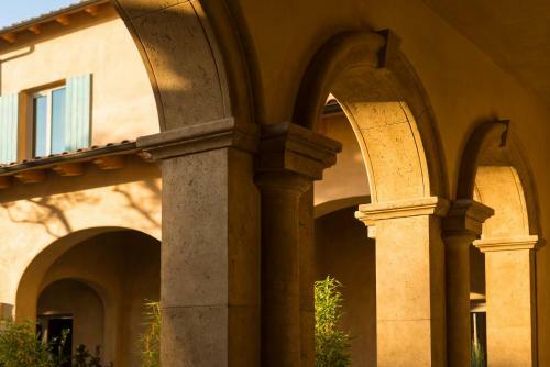Hotel Allegretto Vineyard Resort Paso Robles