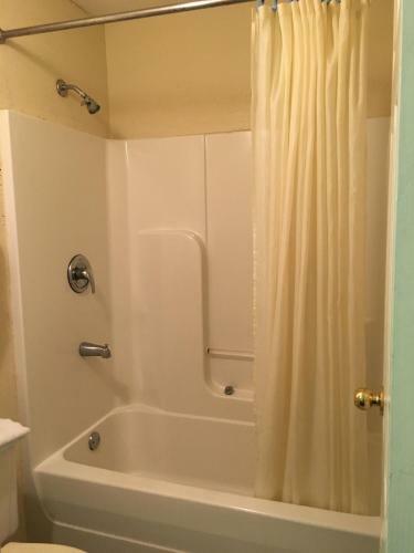 Motel Garden Inn & Suites