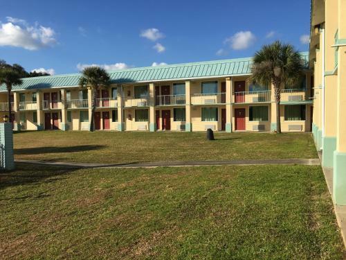 Motel Garden Inn & Suites