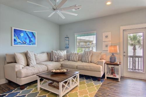 Beachy Keen Townhouse