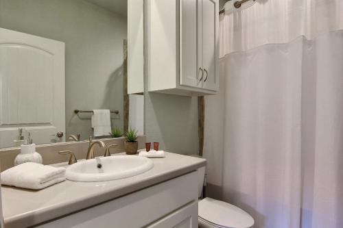 Beachy Keen Townhouse